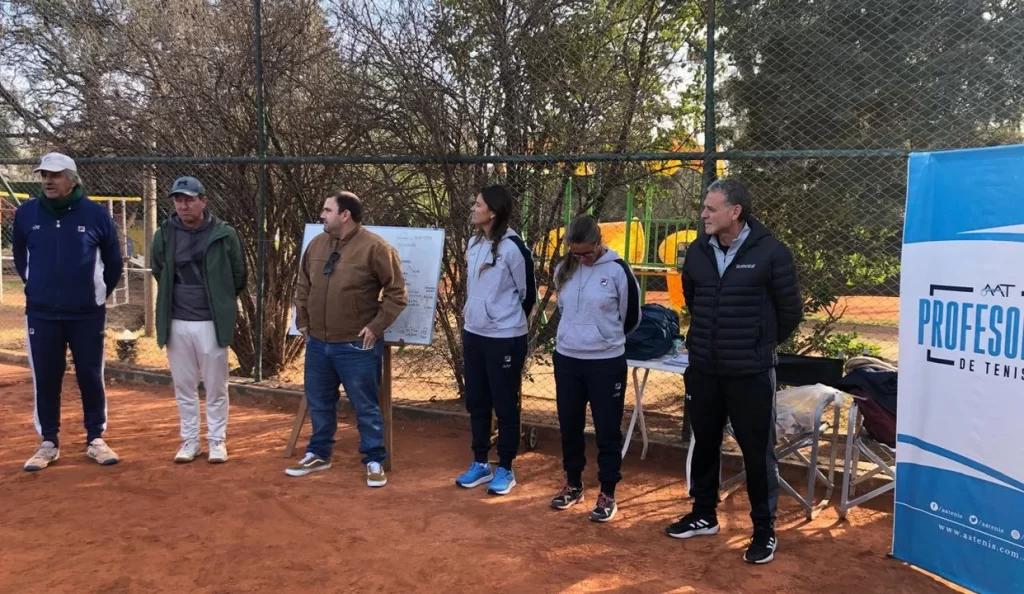En el Córdoba Lawn Tenis se dictó una capacitación gratuita