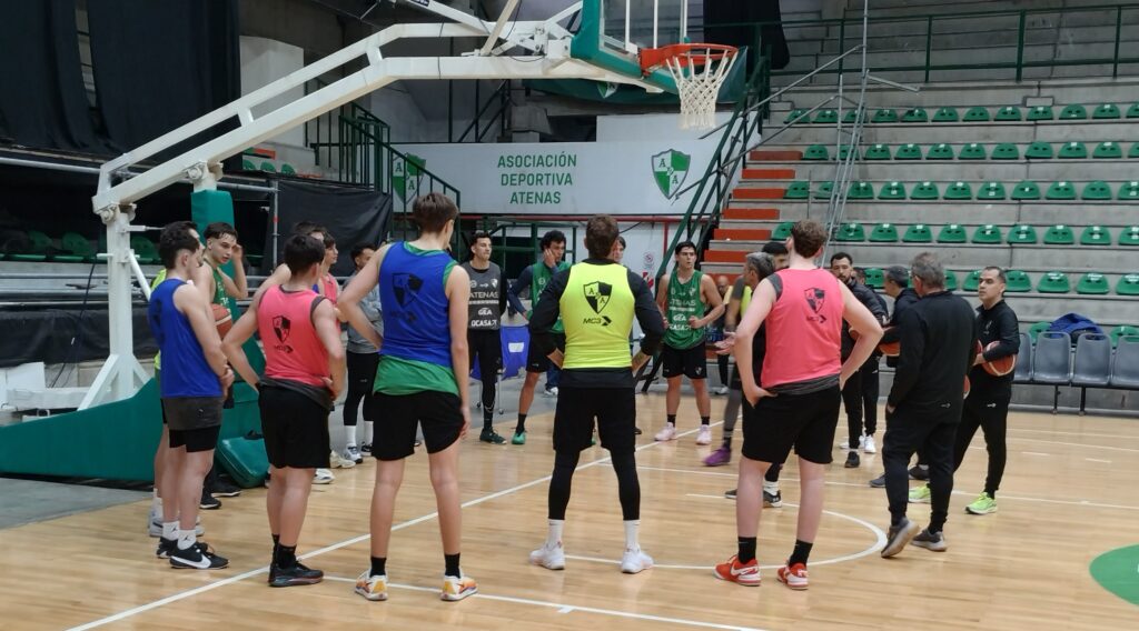 Atenas comenzó los trabajos de preparación para la próxima Liga Nacional de Básquet