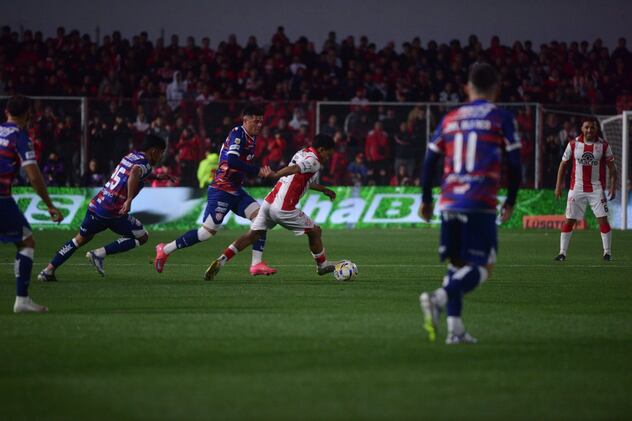 Dura derrota de Instituto frente a Unión en Alta Córdoba