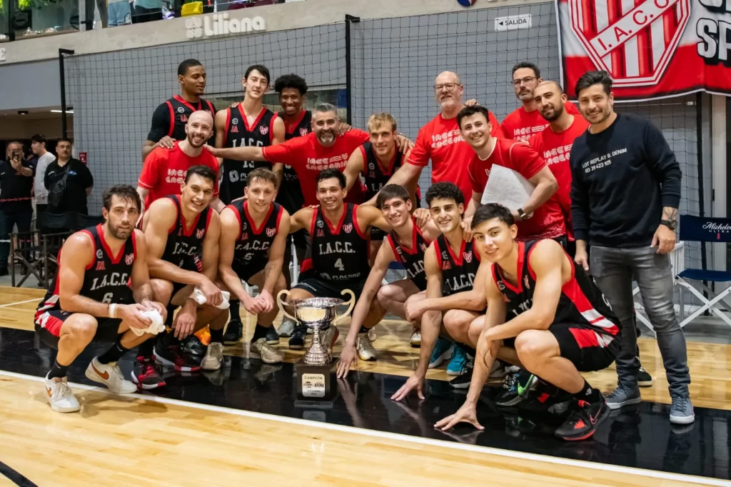 Instituto se llevó la Copa Turismo Carey de Básquet en Rosario