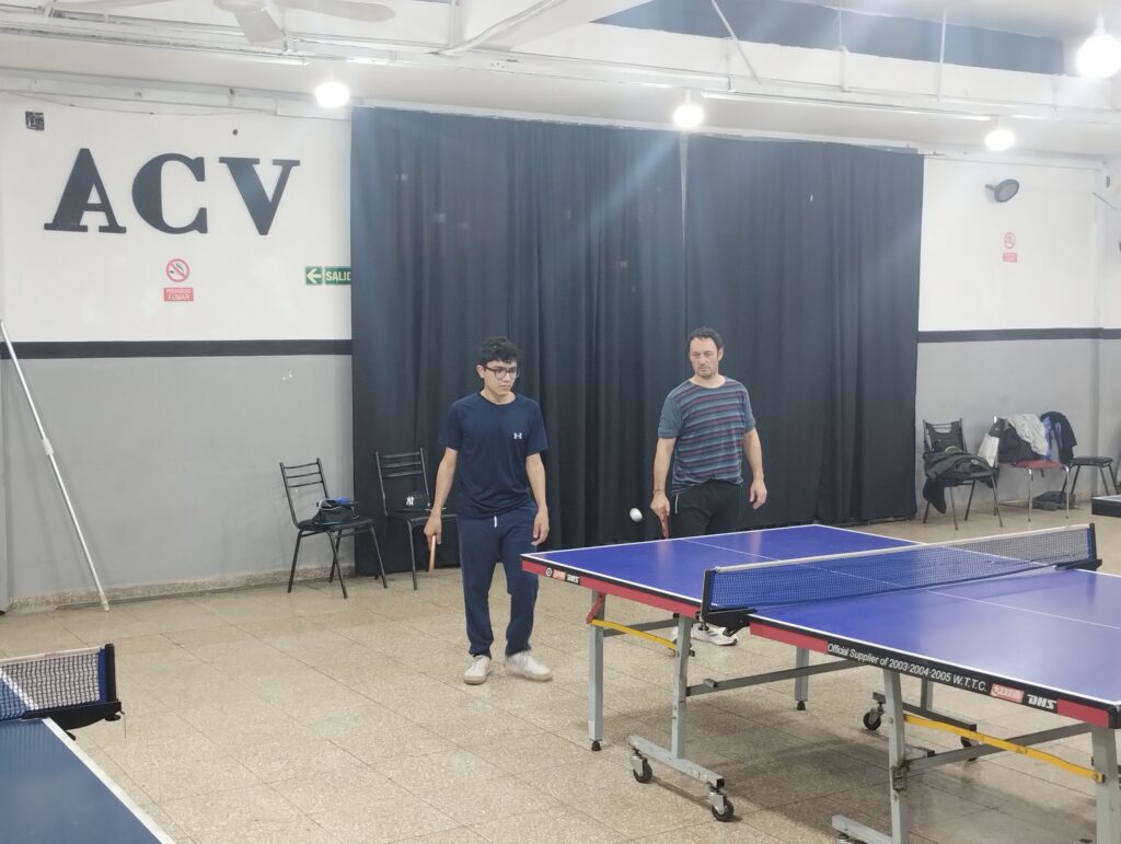 Torneos individuales y por equipos con handicap de Tenis de Mesa en el club ACV