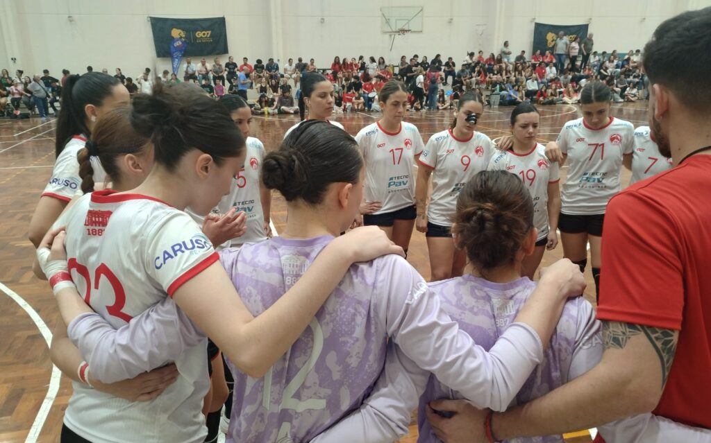 Victorias de los varones de Alta Gracia y las damas del Jockey C.C. en el Nacional de Handball