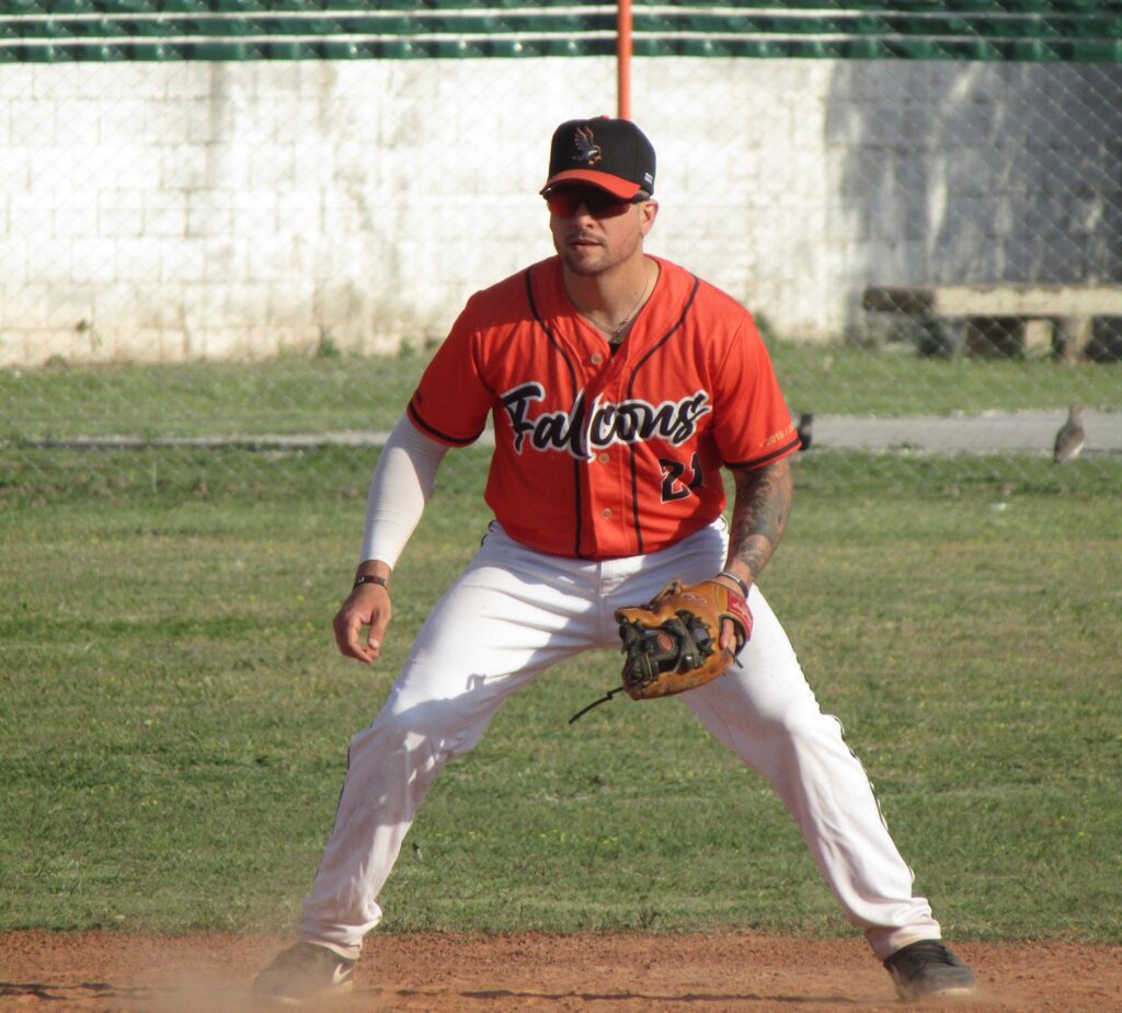 Dio inicio la Liga Argentina de Béisbol