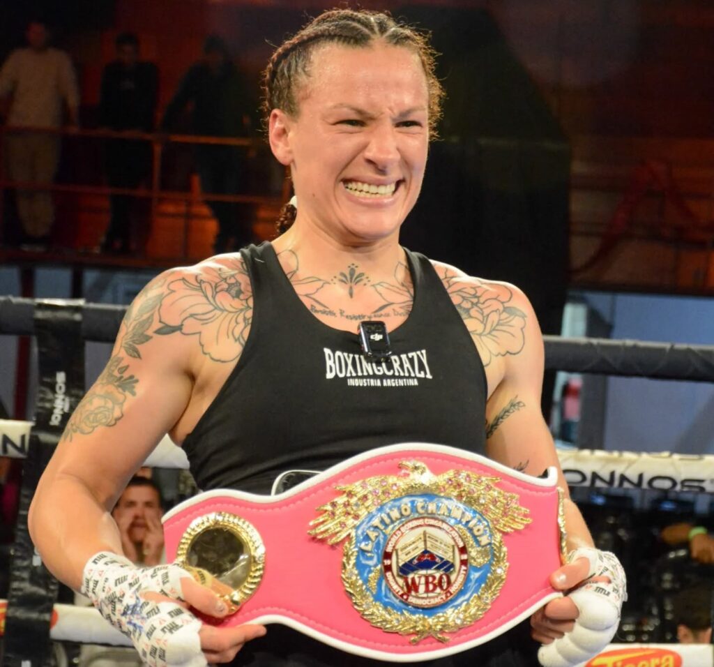 María “Dinamita” Ferreyra es la nueva campeona latina de la OMB