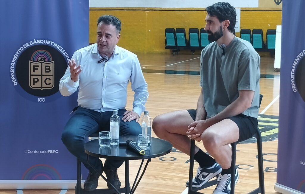 Interesante y cálida charla con Sebastián Vega organizada por la Federación de Básquetbol de la Provincia de Córdoba