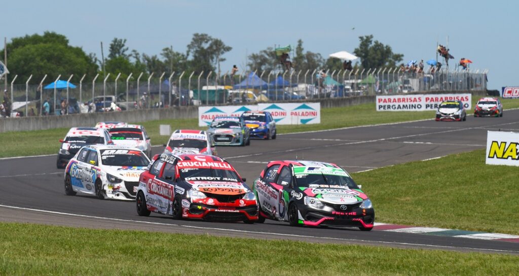 El Turismo Nacional vuelve al Autódromo de Río Cuarto y será el debut del Turismo Carretera 2000