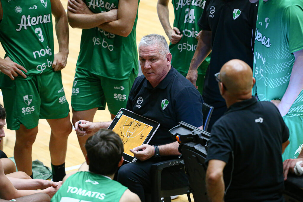 Atenas no puede levantar cabeza