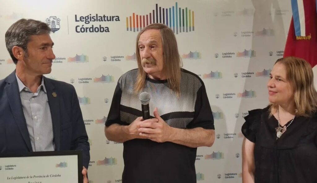 Merecido homenaje a José Omar «La Pepona» Reinaldi en la Legislatura de Córdoba