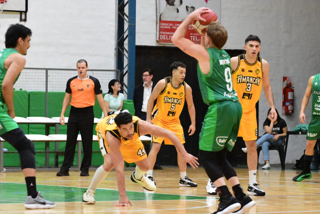Barrio Parque no pudo con Amancay en el debut de la Liga Argentina