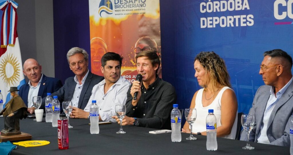 Se presentó oficialmente el “Desafío Brocheriano”, el reto de aguas abiertas que recorrerá la Provincia