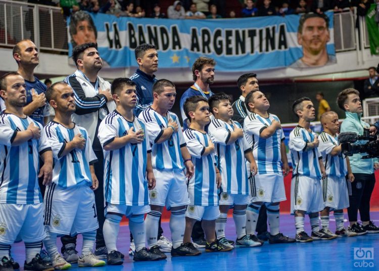 La selección argentina de talla baja perdió la final de la Copa América por penales ante Paraguay