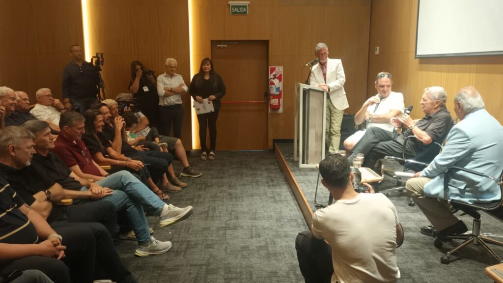 Homenaje a Ángel Rubén Monguzzi en el Concejo Deliberante de Córdoba