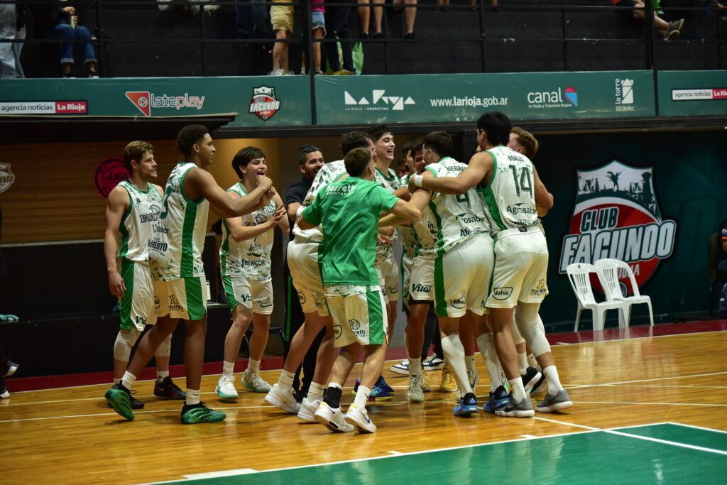 Barrio Parque ganó con el triple del final