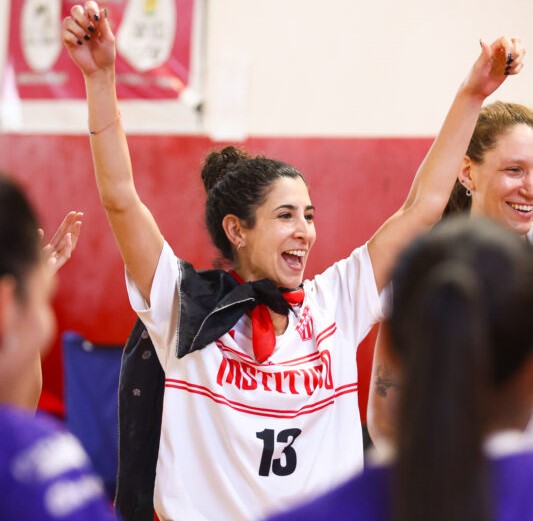 Vóley: Las Gloriosas de mayores se consagraron campeonas en A2