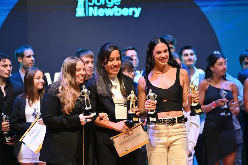 El Jorge Newbery de Oro fue compartido entre Las Murciélagas y Macarena Ceballos