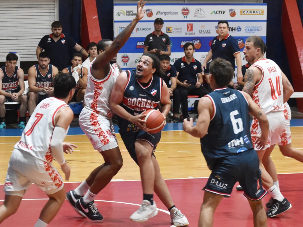 Liga Argentina de Básquetbol: Gran triunfo de Bochas ante San Isidro