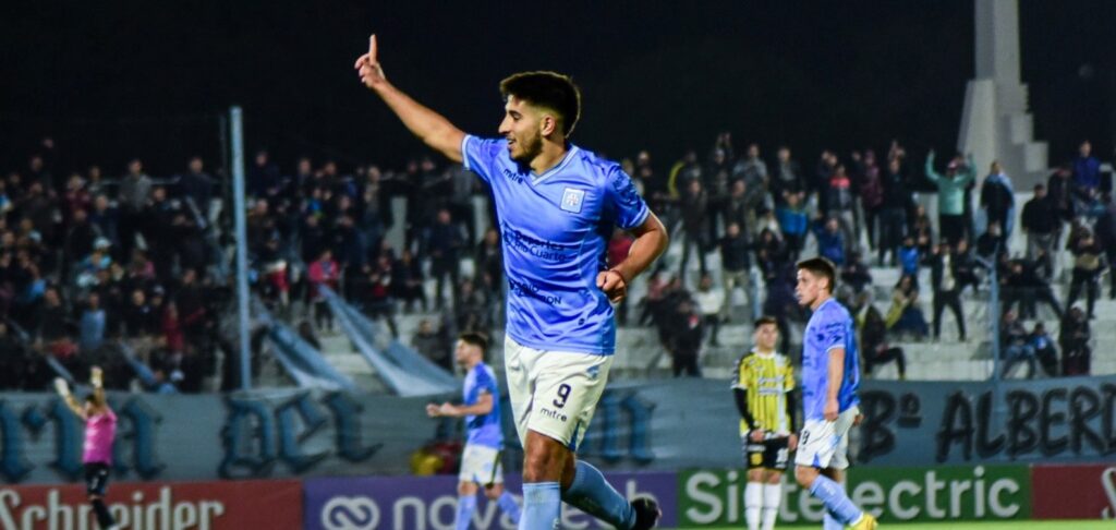 Mateo Bajamich refuerzo de Estudiantes de Río Cuarto