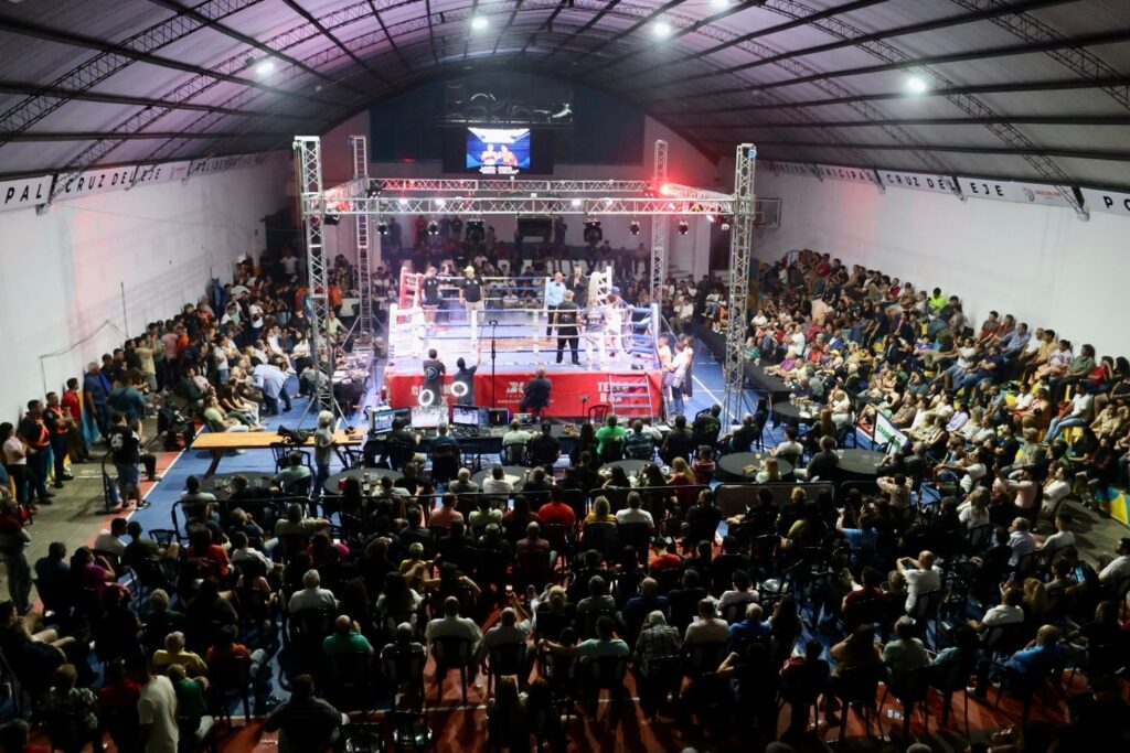 Cruz del Eje vivió una noche histórica de boxeo