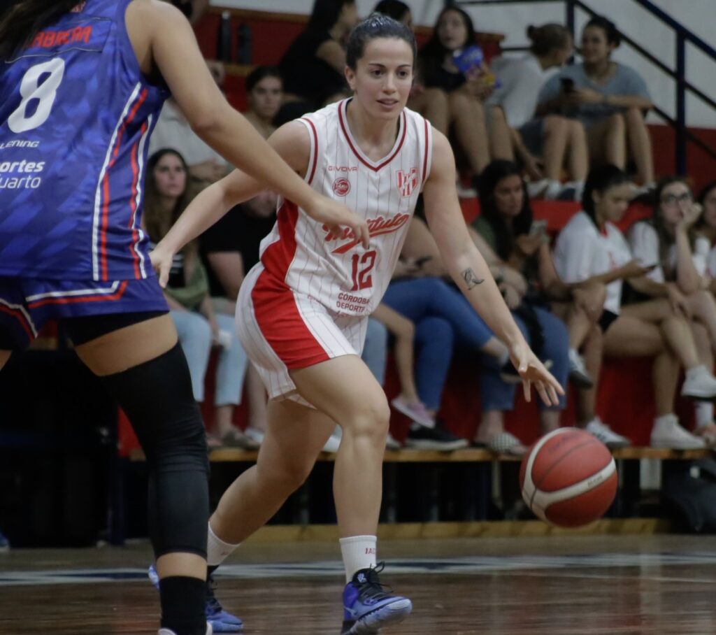 Contundente triunfo de Instituto fuera de casa