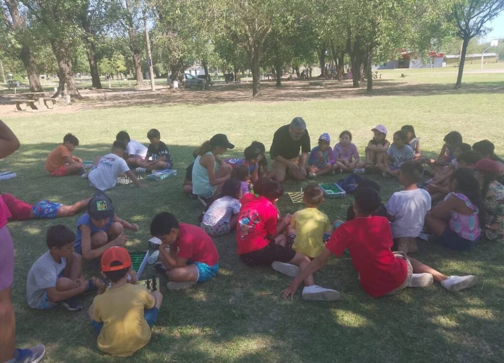 Ajedrez en el Camping General San Martín