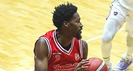 El estadounidense Boone dejó de ser jugador de Instituto