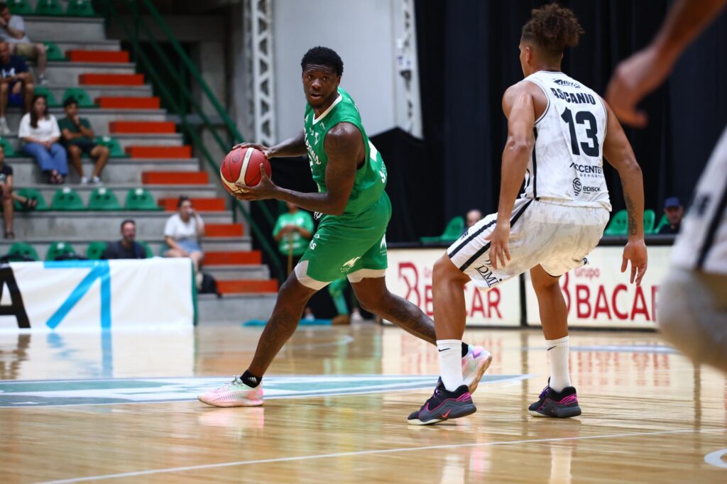 Atenas venció a Olímpico de la Banda