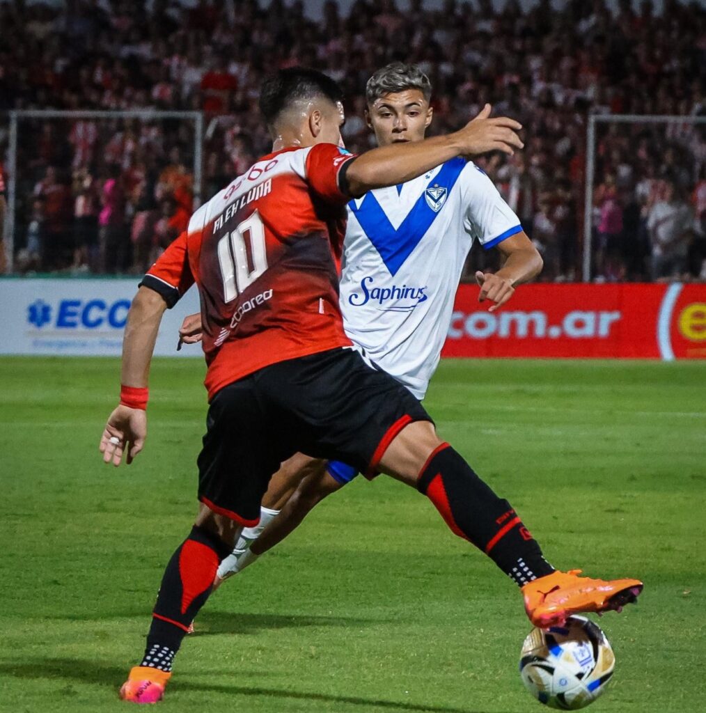 Caída de Instituto en el debut en la Liga Profesional de Fútbol ante Vélez en Alta Córdoba