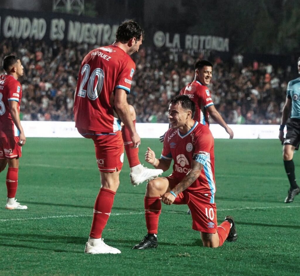 Belgrano derrotó a Independiente Rivadavia y quedó muy cerca de la punta de la zona «B»