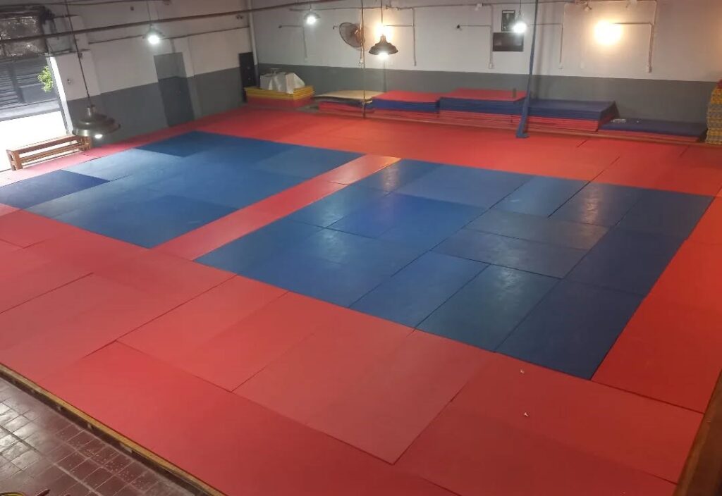 Desde chicos de 3 años hasta judocas de elite practican en Espacio Costanera