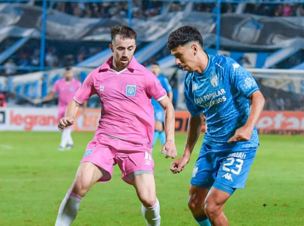 Estudiantes de Río Cuarto cayó goleado por Atlético en Tucumán