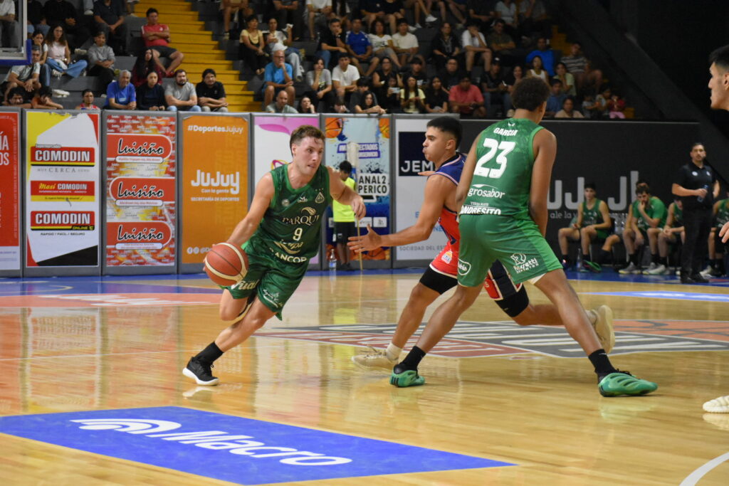 Barrio Parque ganó en Jujuy y esta noche juega en Salta