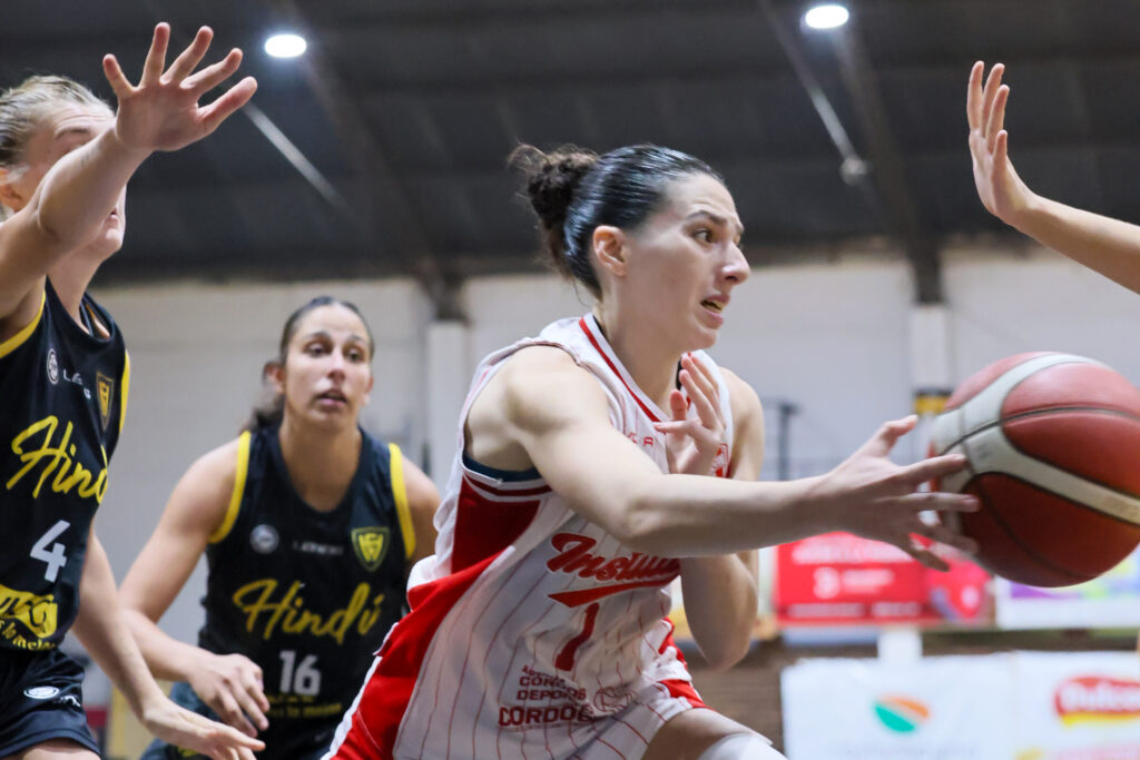 Hindú se quedó con el clásico contra Instituto