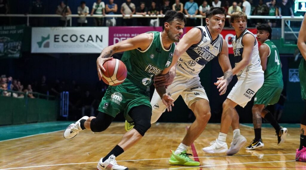 Independiente de Oliva cayó ante Ferro en un partidazo