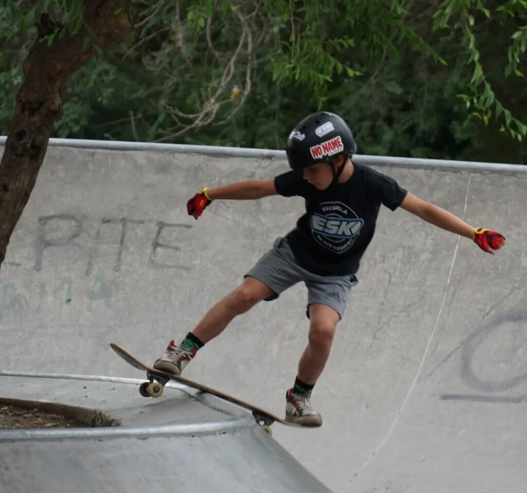 Skateboarding en la Street Plaza del Polo Deportivo Kempes