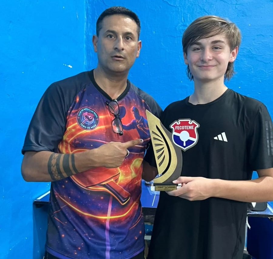 Gran Torneo realizaron los jugadores de A.C.V. en el Polideportivo General Bustos