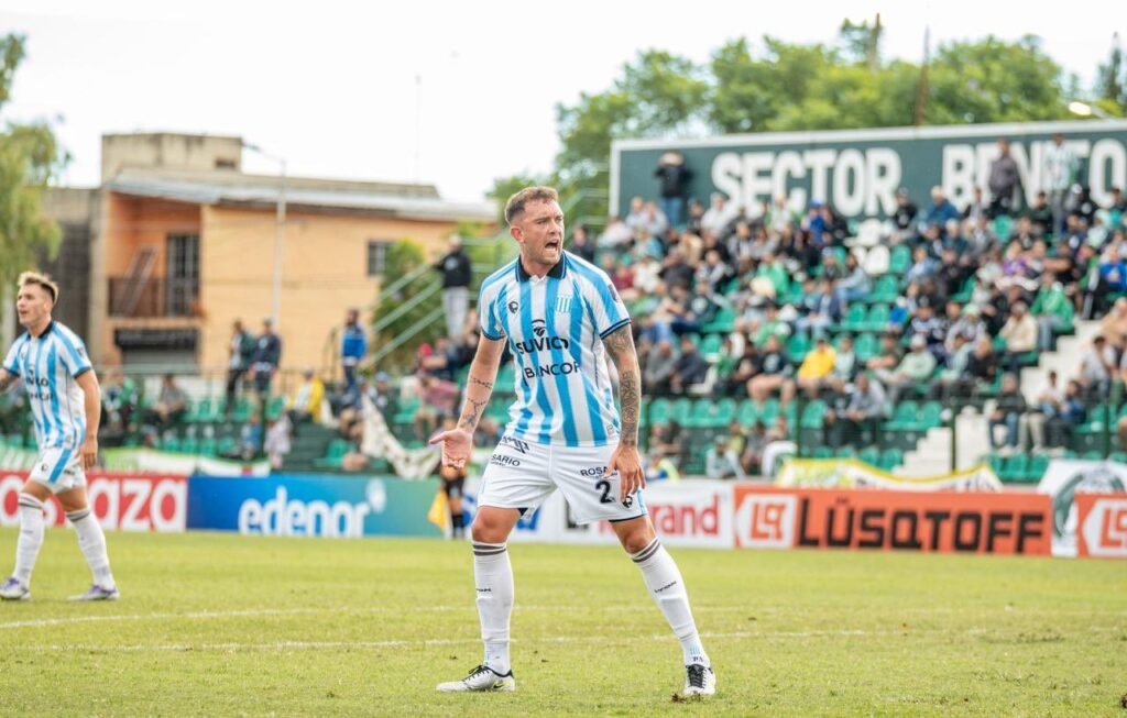 Racing de Córdoba logró una gran triunfo ante San Miguel en Buenos Aires