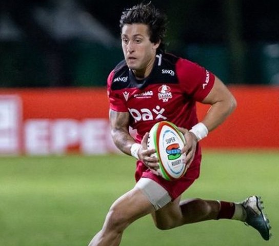 Dogos XV se hizo fuerte bajo la tormenta y derrotó a Peñarol