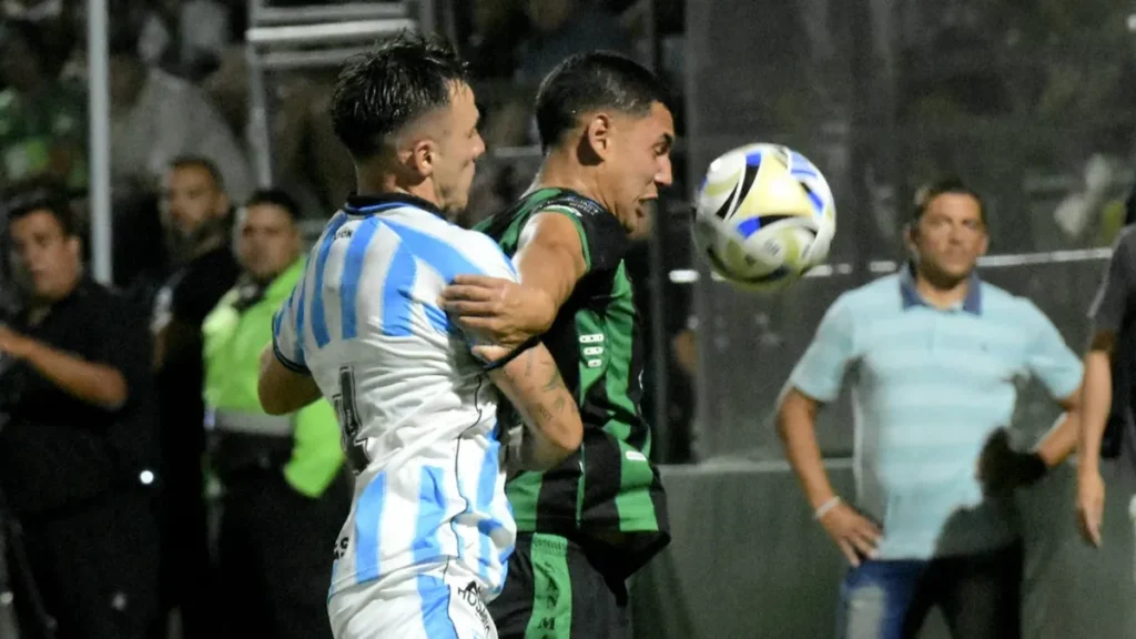 Racing igualó con San Martín en San Juan