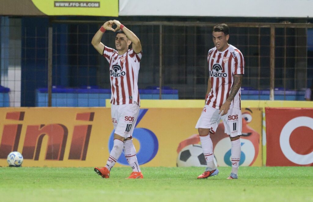Instituto derrotó a Atlanta y sigue en la Copa Argentina