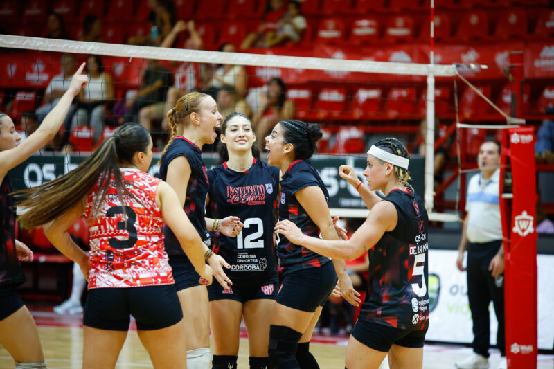 Vóley: la Gloria se jugará la permanencia en la Liga Argentina en un triangular