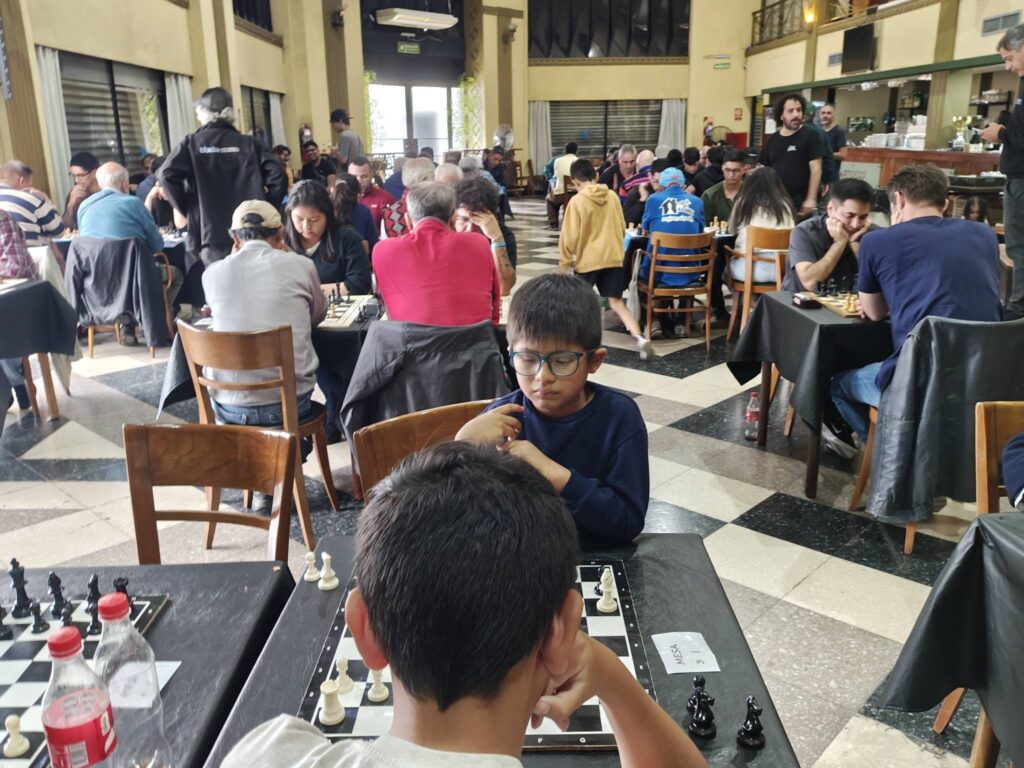 Satler ganó el Abierto organizado por Bio-Córdoba en Art-Deco