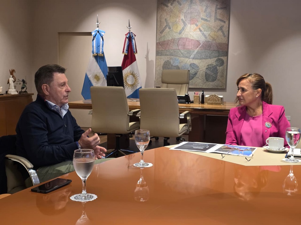 La vicegobernadora de Córdoba acompaña la organización del Mundial de Billar 5 Quillas