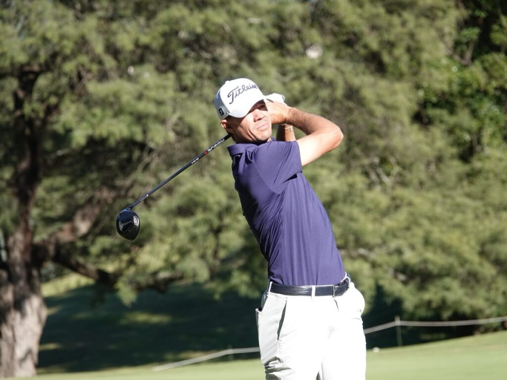 Segunda ronda del Abierto del Centro del golf en Villa Allende