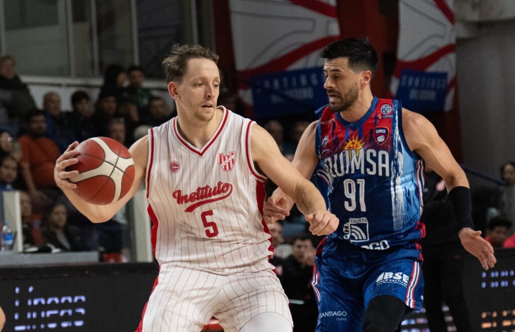 Instituto le empató la serie a Quimsa en Santiago del Estero