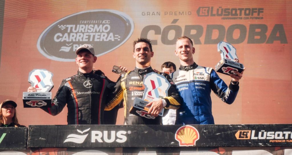 El Turismo Carretera vivió una fiesta inolvidable en Córdoba con triunfo del cordobés Facundo Chapur