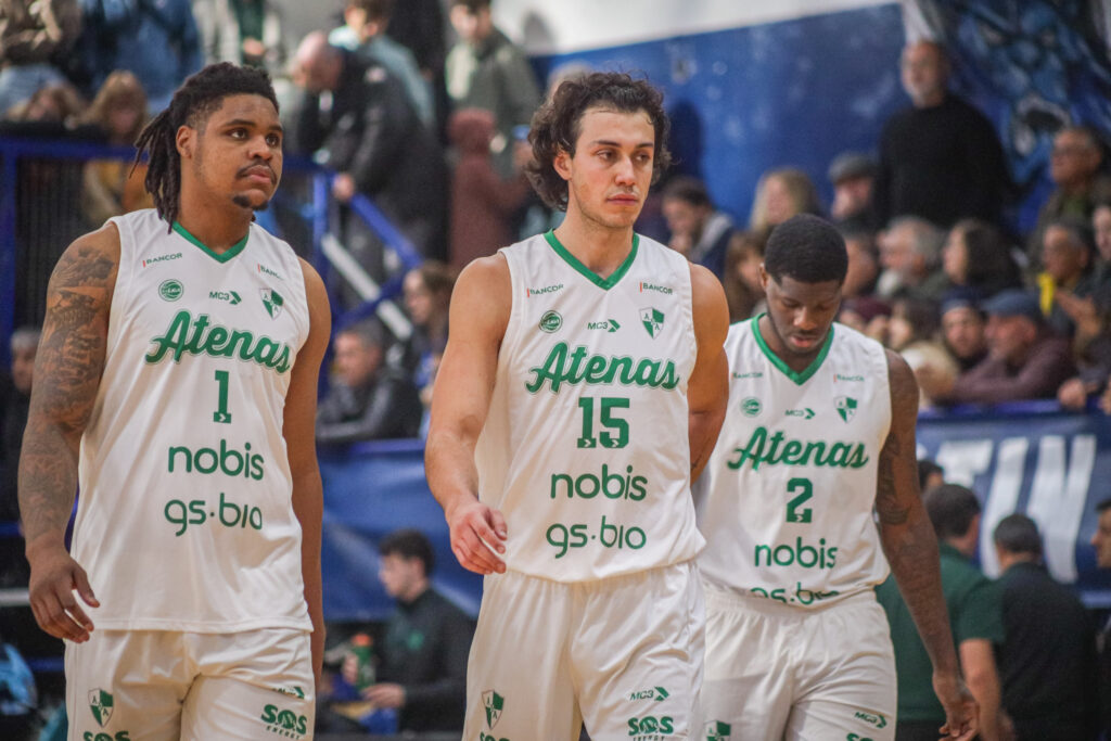 Atenas perdió frente a Argentino en Junín y ahora la serie está 1-2