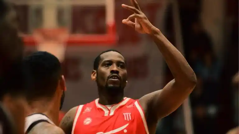 San Isidro borró a Lanús y volvió a meterse de lleno en la final