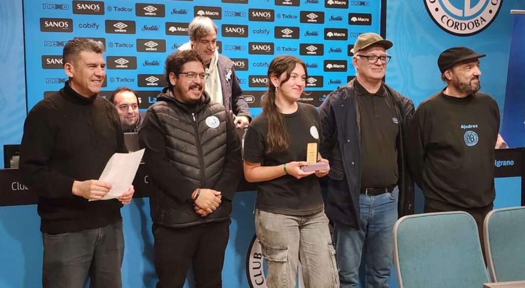 Camila Ferrín ganó invicta el Torneo Abierto de Ajedrez Social «Día de la Bandera»