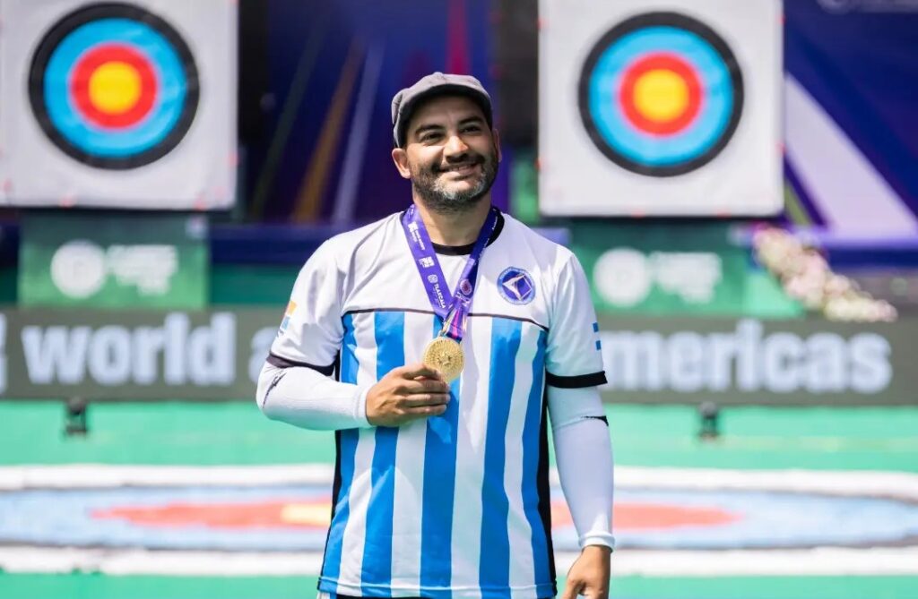 Denis Castellanos es oro panamericano