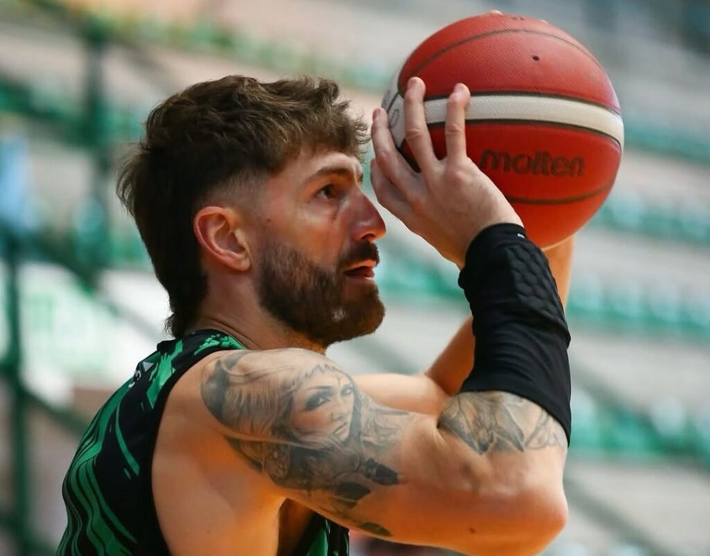 Lucas Arn jugará la Liga Argentina con la camiseta de Hindú